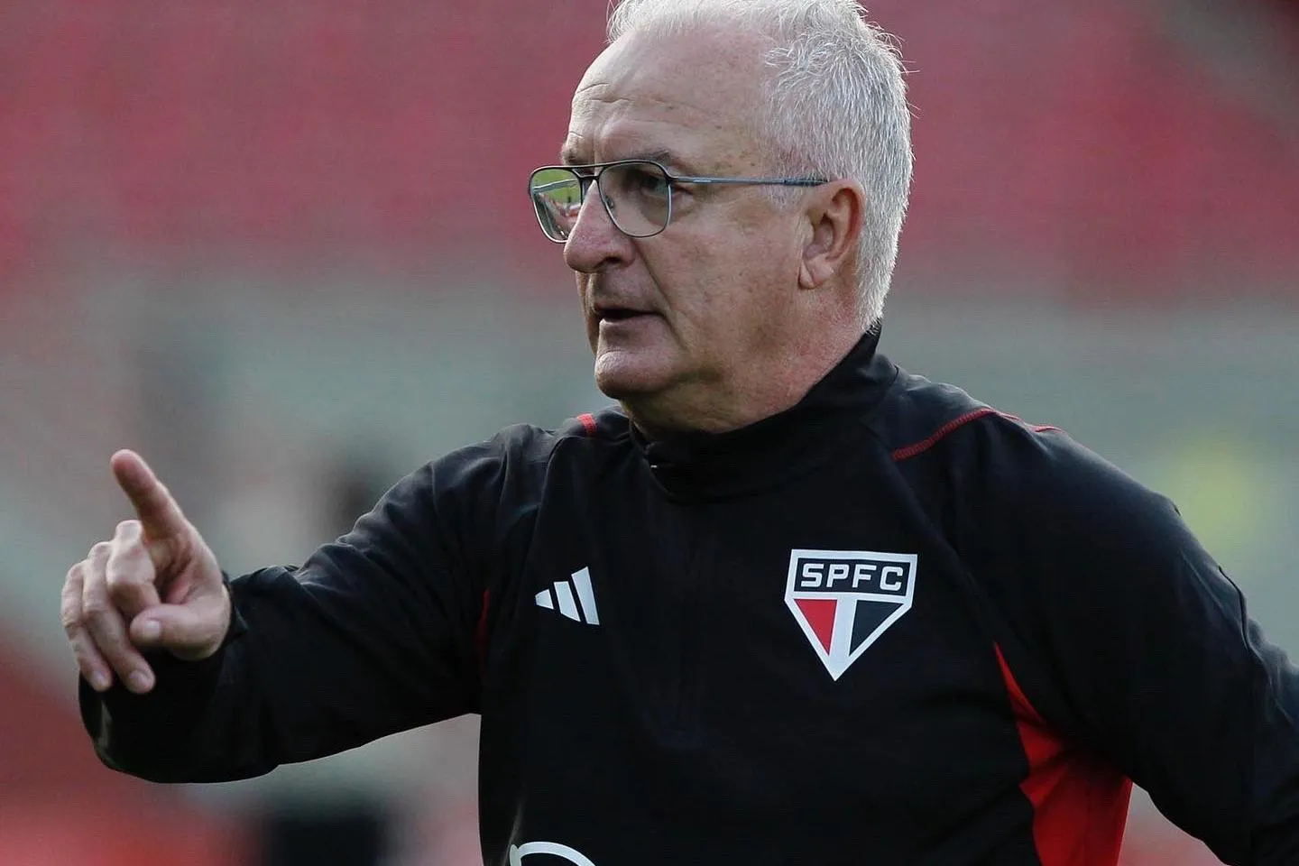 São Paulo, de Dorival Júnior, tem desfalques importantes contra o Sport.
